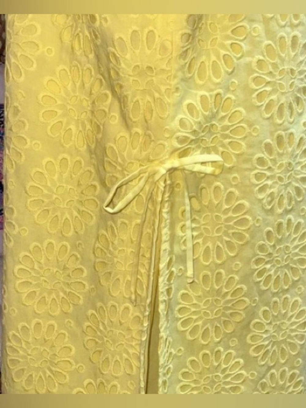 Lily Pulitzer eyelet AISHA ROMPER in calla yellow  size 10 - Picture 14 of 14